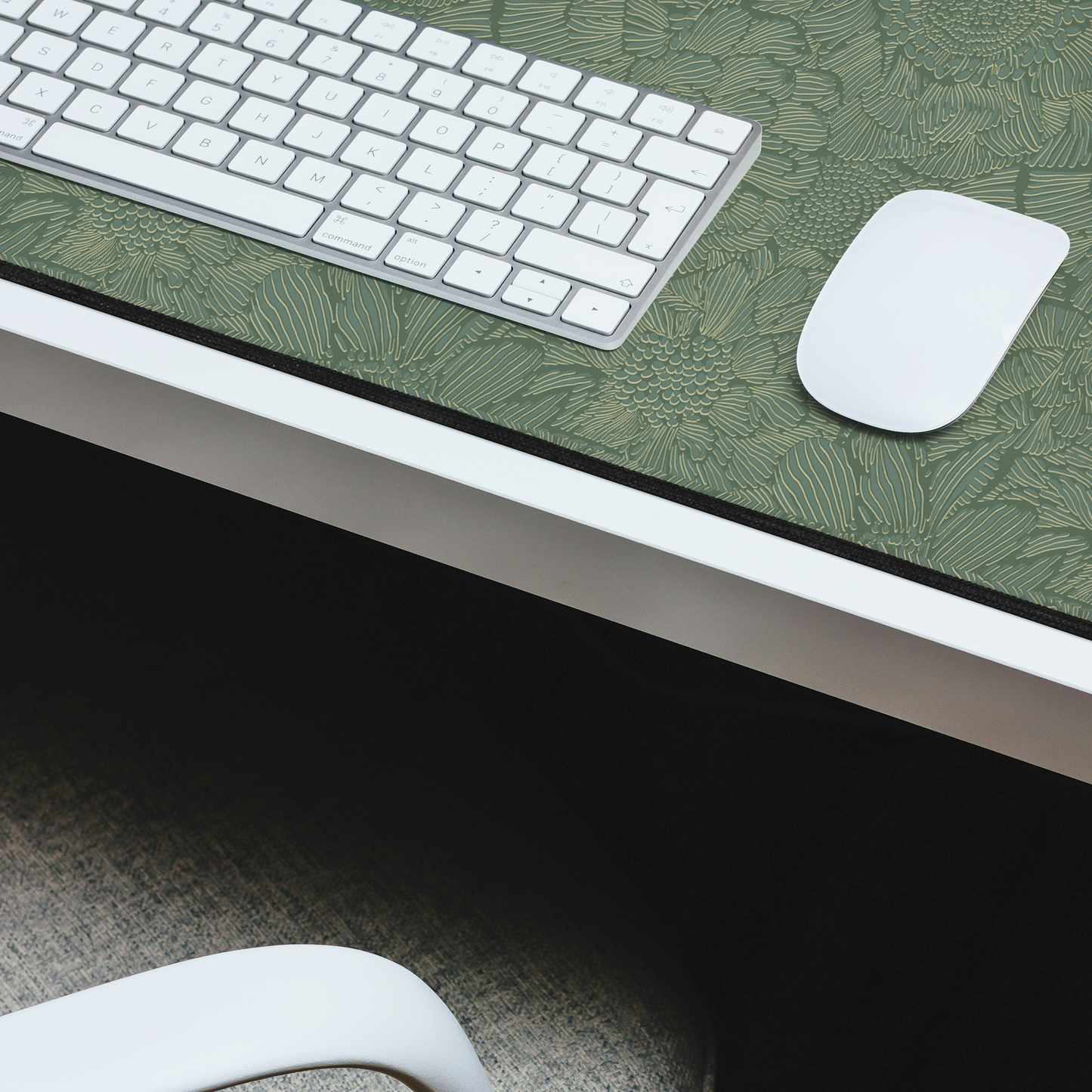 Green_Extra_Large_Desk_Mat_16_x_32_Deskmat_XL_Closeup_Master_Mockup.png_13845420